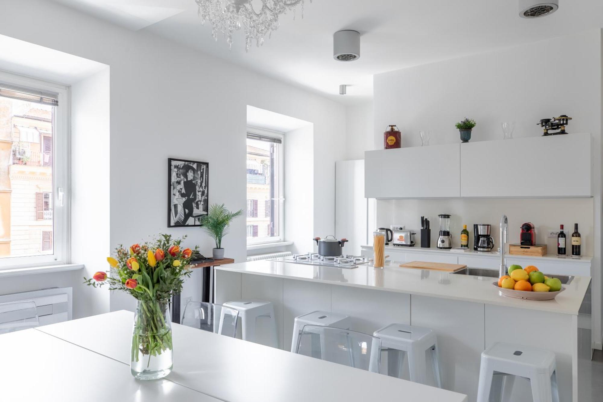 Apartment Trastevere Modern 4br 4baths, Wifi, Ac, Custom Kitchen, Living Rome