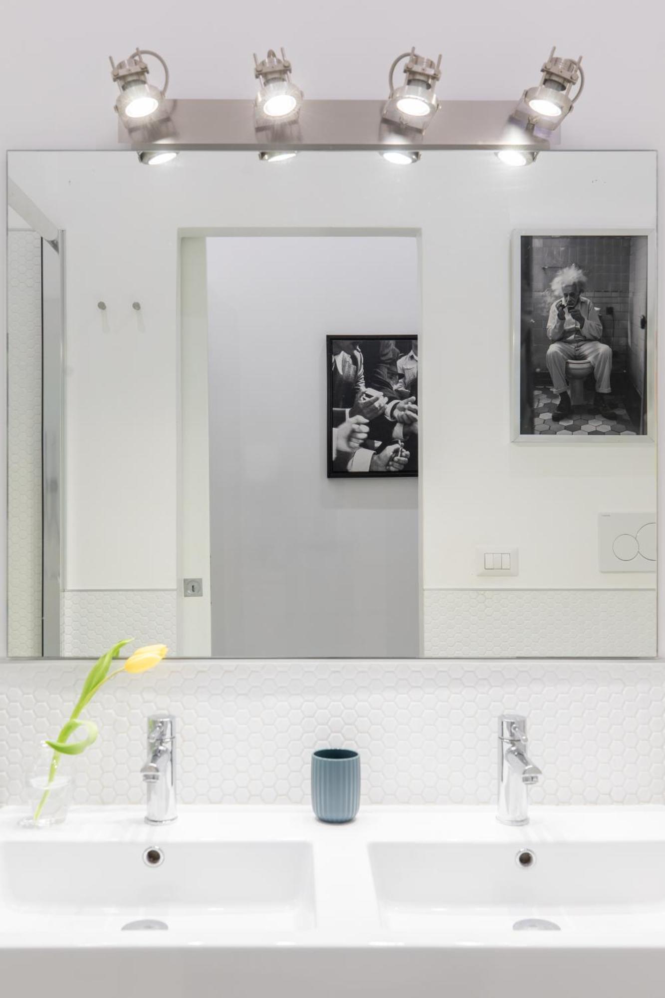 Apartment Trastevere Modern 4br 4baths, Wifi, Ac, Custom Kitchen, Living Rome